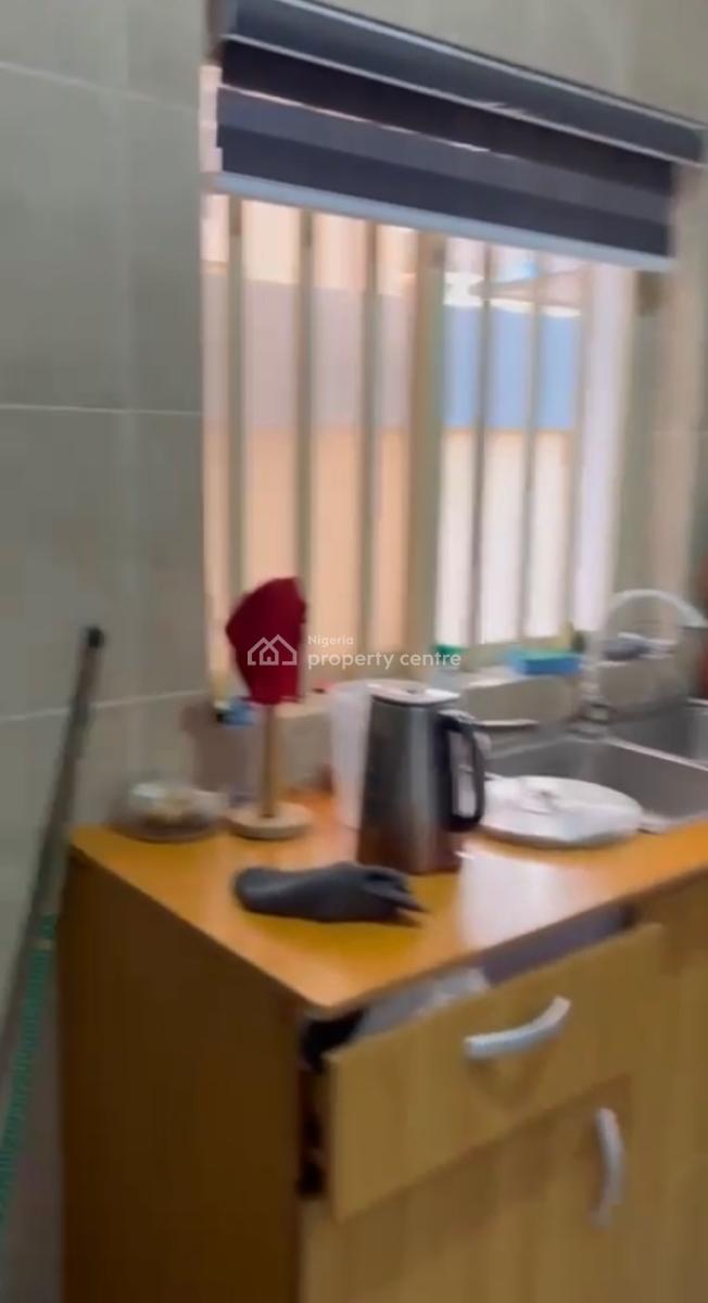 Lovely 3 Bedroom Flat in a Secured Estate, Idado, Lekki, Lagos, Flat / Apartment for Rent