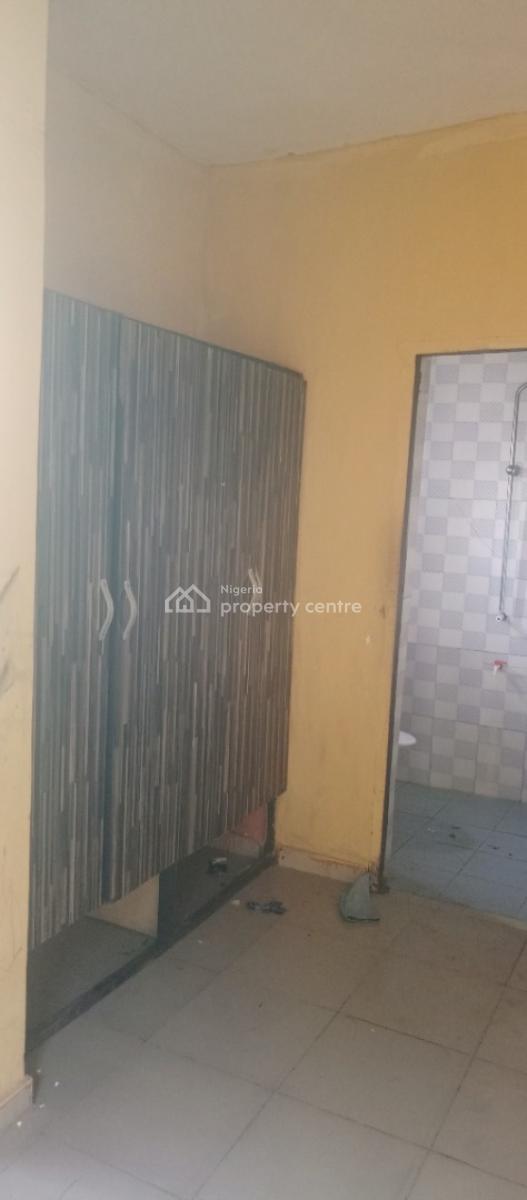 Standard 2-bedroom Apartment in an Estate Close to Bus Stop, Divine Estate, Bogije, Ibeju Lekki, Lagos, Flat / Apartment for Rent