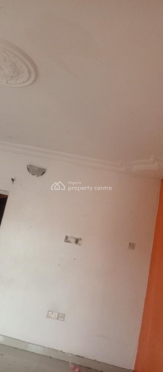 Standard 2-bedroom Apartment in an Estate Close to Bus Stop, Divine Estate, Bogije, Ibeju Lekki, Lagos, Flat / Apartment for Rent
