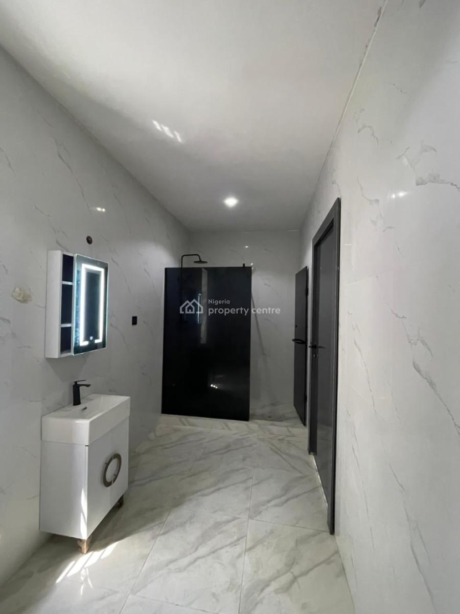 5 Bedrooms Semi-detached Duplex, Ikota, Lekki, Lagos, Semi-detached Duplex for Sale