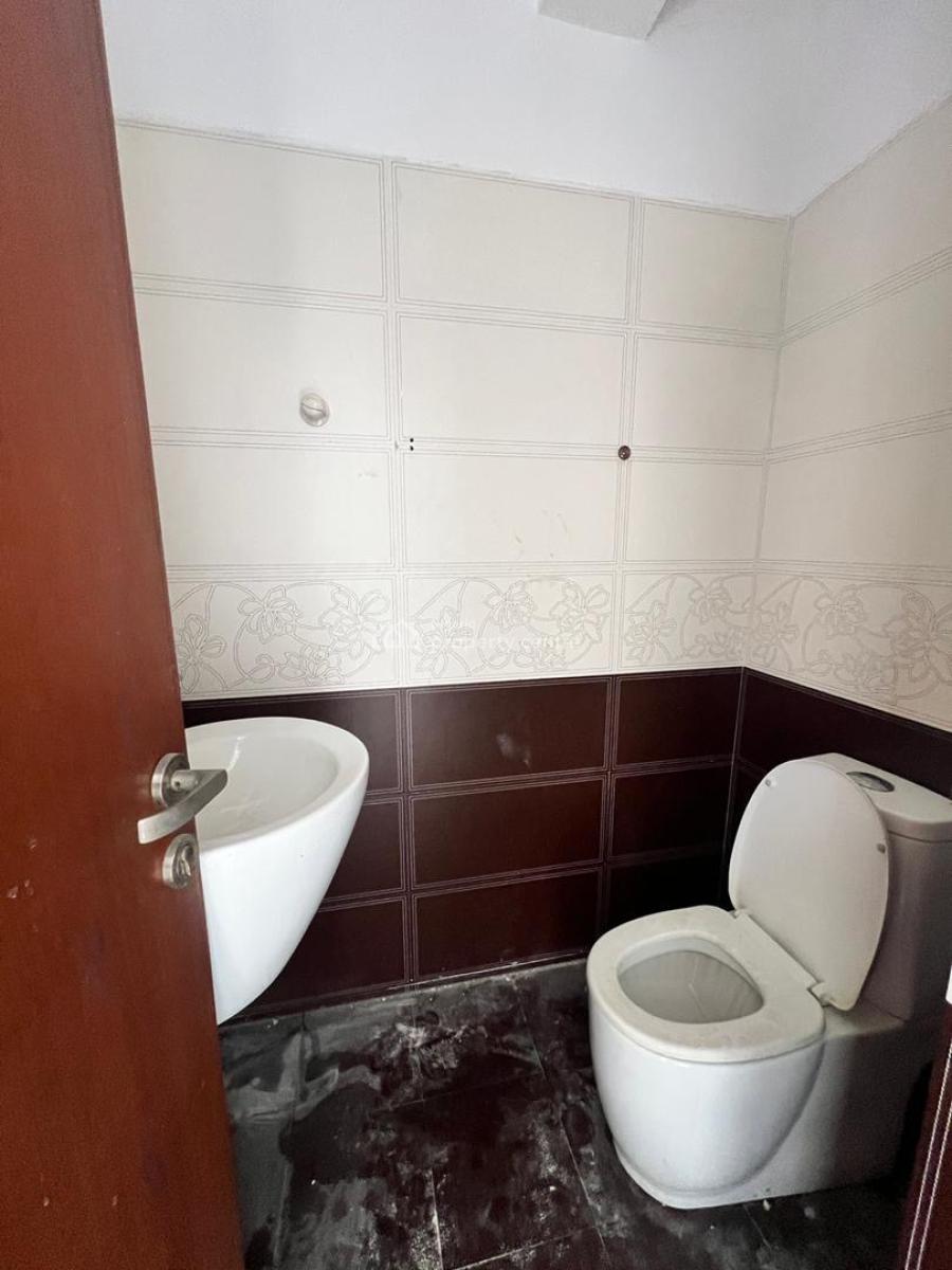 Luxury 3 Bedrooms with Bq on Ground Floor Self Service, Lekki Phase 1, Lekki, Lagos, Flat / Apartment for Rent
