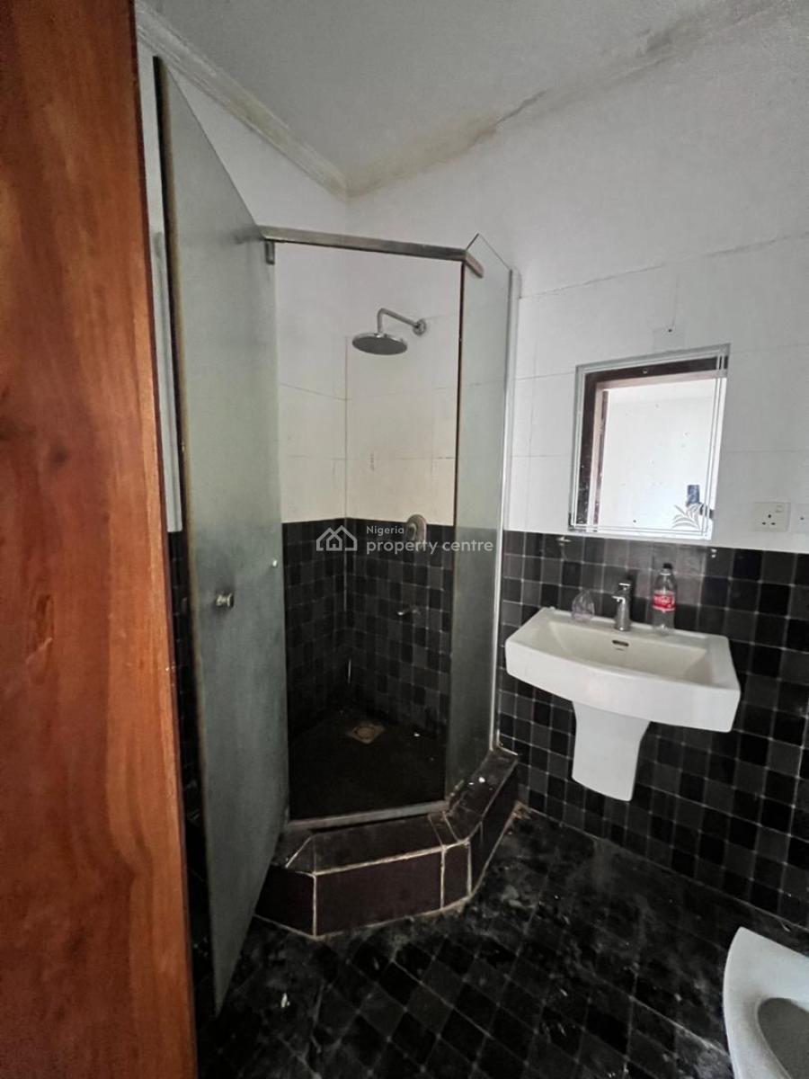 Luxury 3 Bedrooms with Bq on Ground Floor Self Service, Lekki Phase 1, Lekki, Lagos, Flat / Apartment for Rent