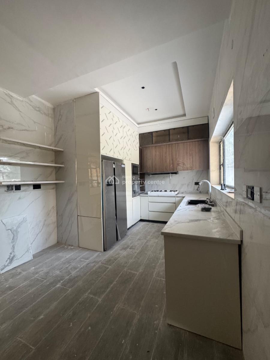 5 Bedroom Duplex with Two Bq, Swimming Pool and Study, Periwinkle Estate, Lekki Phase 1, Lekki, Lagos, Detached Duplex for Sale