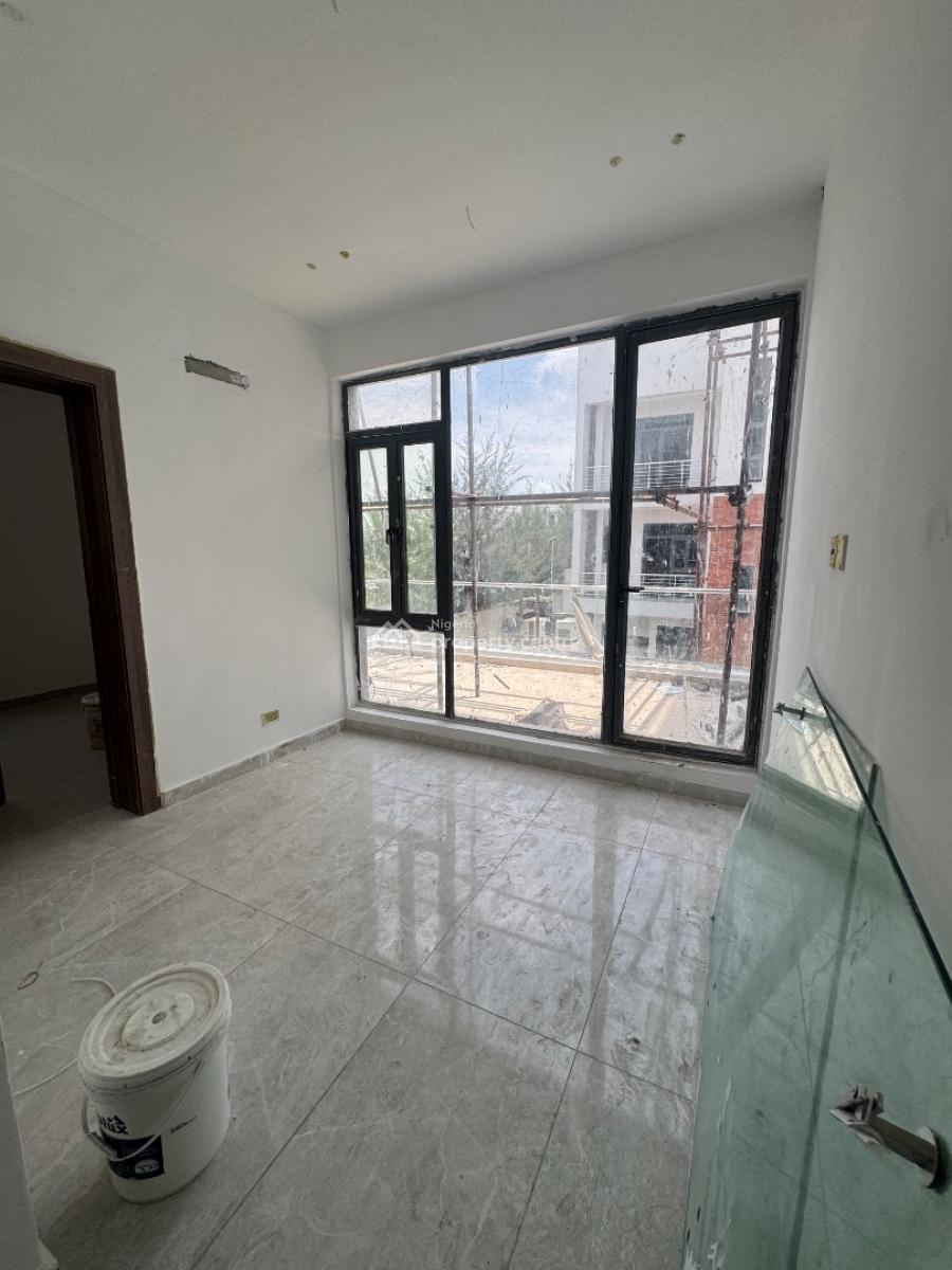 5 Bedroom Duplex with Two Bq, Swimming Pool and Study, Periwinkle Estate, Lekki Phase 1, Lekki, Lagos, Detached Duplex for Sale