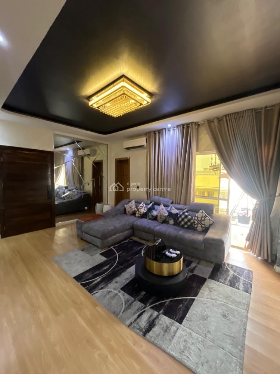 Standard 3bed Penthouse Available in Lekki Phase 1, Lekki Phase 1, Lekki, Lagos, Flat / Apartment for Rent