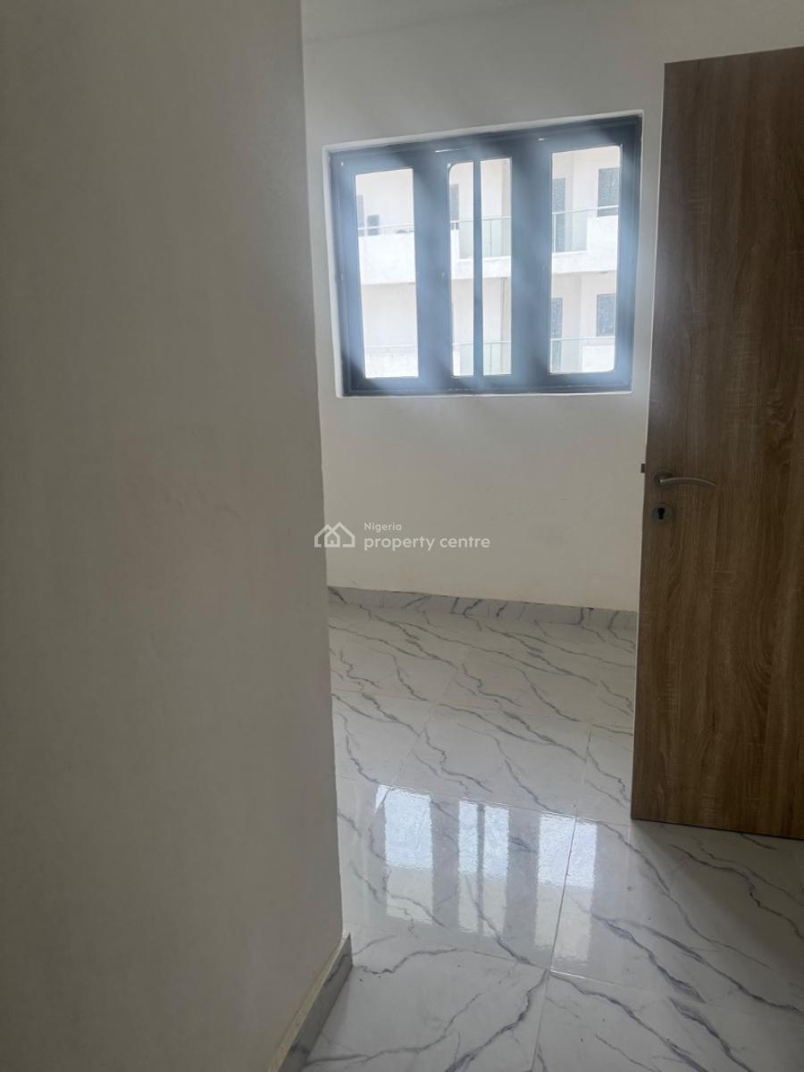 3 Bedroom High Rise Apartment with Bq Periwinkle Estate Lekki Phase 1, Periwinkle Estate, Lekki Phase 1, Lekki, Lagos, Block of Flats for Sale