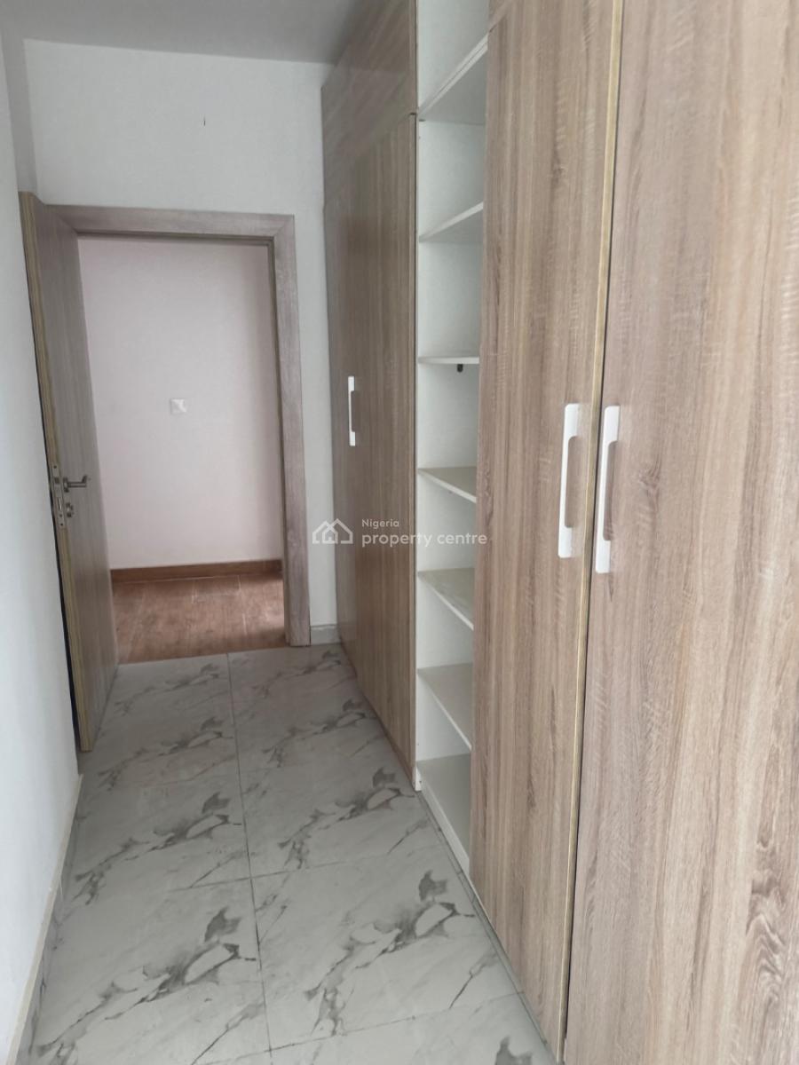 3 Bedroom High Rise Apartment with Bq Periwinkle Estate Lekki Phase 1, Periwinkle Estate, Lekki Phase 1, Lekki, Lagos, Block of Flats for Sale