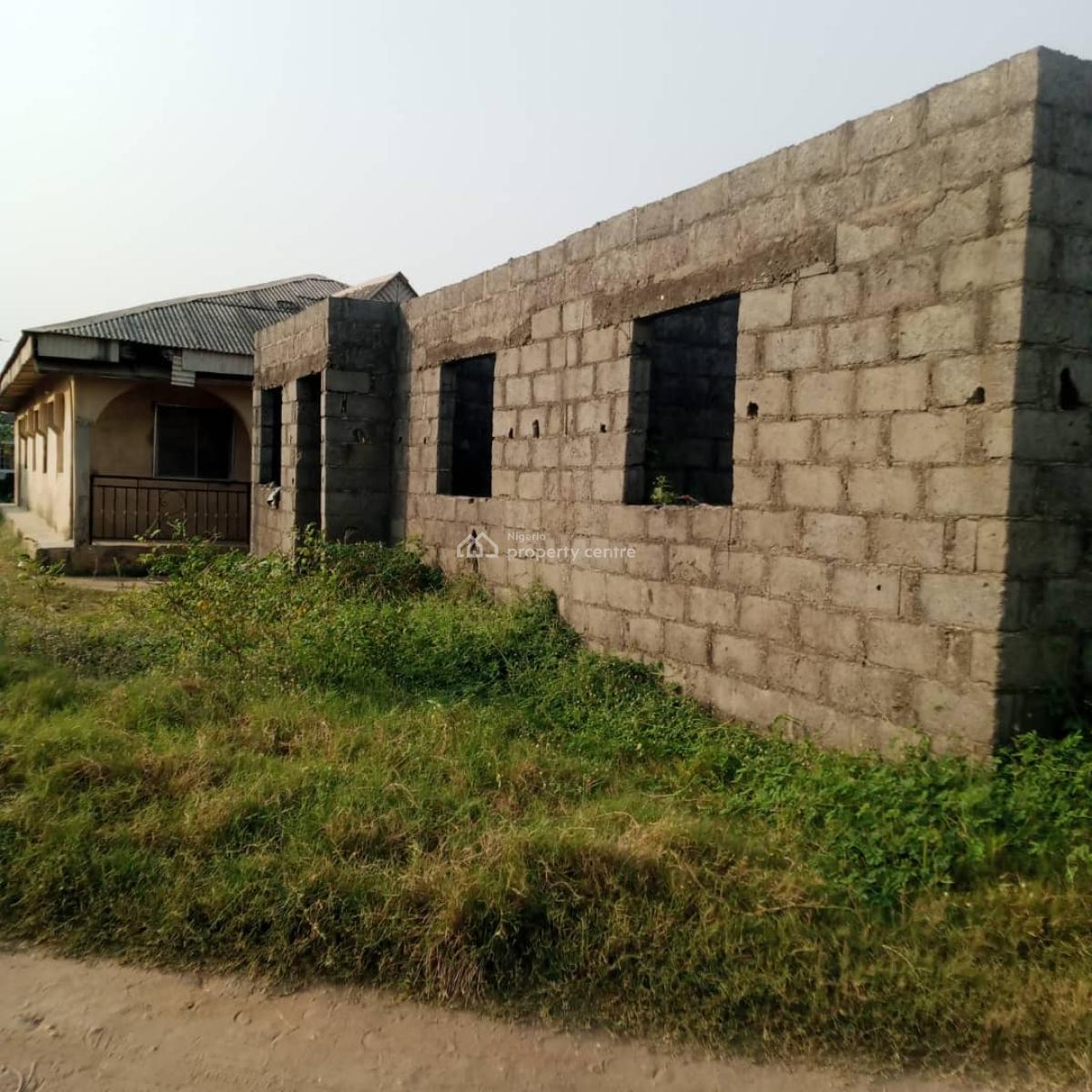 a Bungalow and an Uncompleted Building on a Full Plot, Odudu Bus Stop, Bayeku, Igbogbo, Ikorodu, Lagos, Detached Bungalow for Sale
