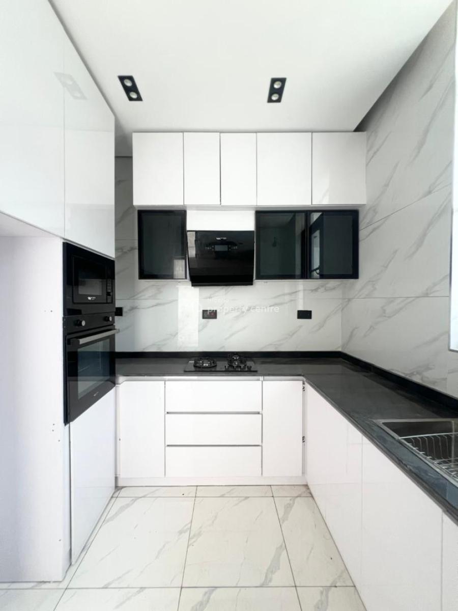 Opulent 2 Bedroom Serviced Apartment in a Secure Estate, Ologolo, Lekki, Lagos, Flat / Apartment for Sale