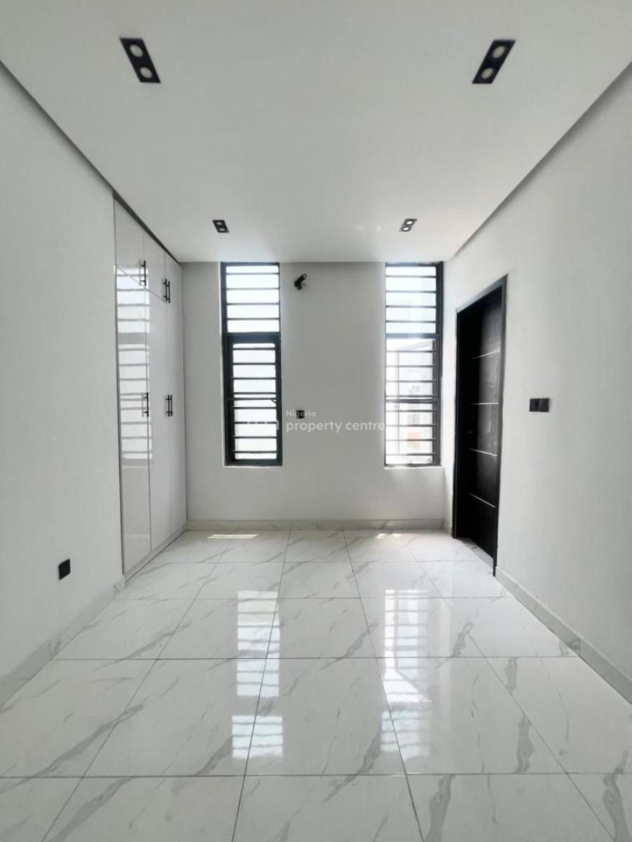 Opulent 2 Bedroom Serviced Apartment in a Secure Estate, Ologolo, Lekki, Lagos, Flat / Apartment for Sale