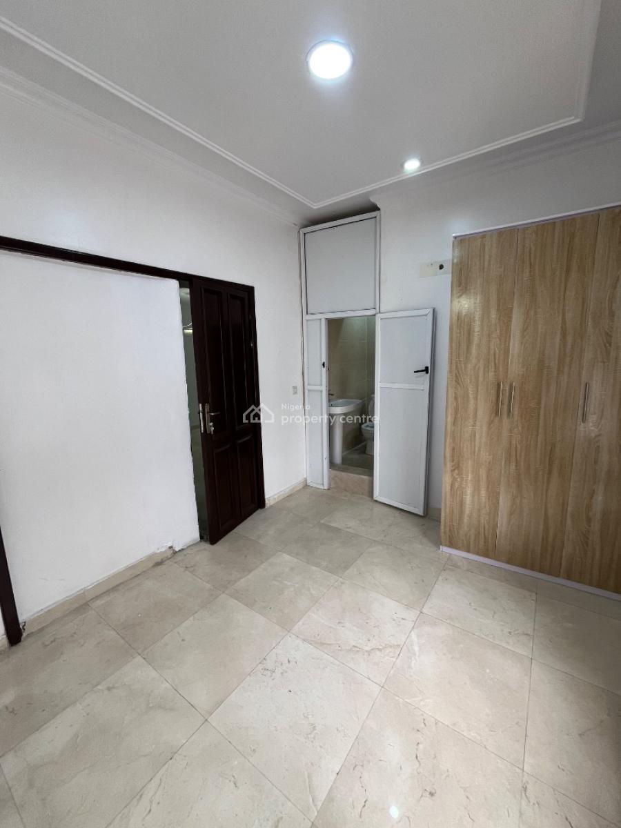 Standard 2bed Penthouse with 24hrs Power Available in Lekki Phase 1, Lekki Phase 1, Lekki, Lagos, Flat / Apartment for Rent