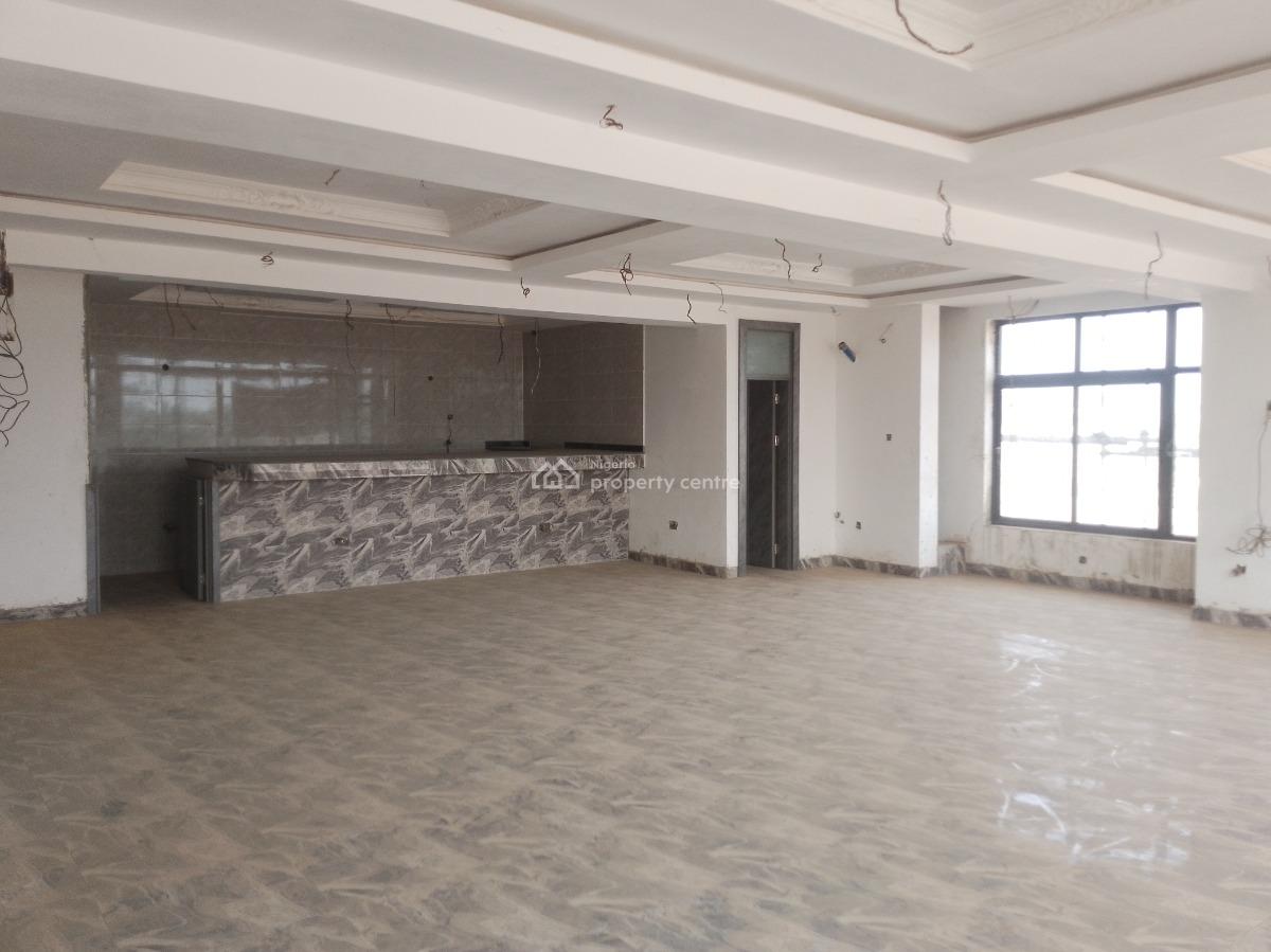 140sqm Multipurpose Space, Gilmore, Jahi, Abuja, Office Space for Sale
