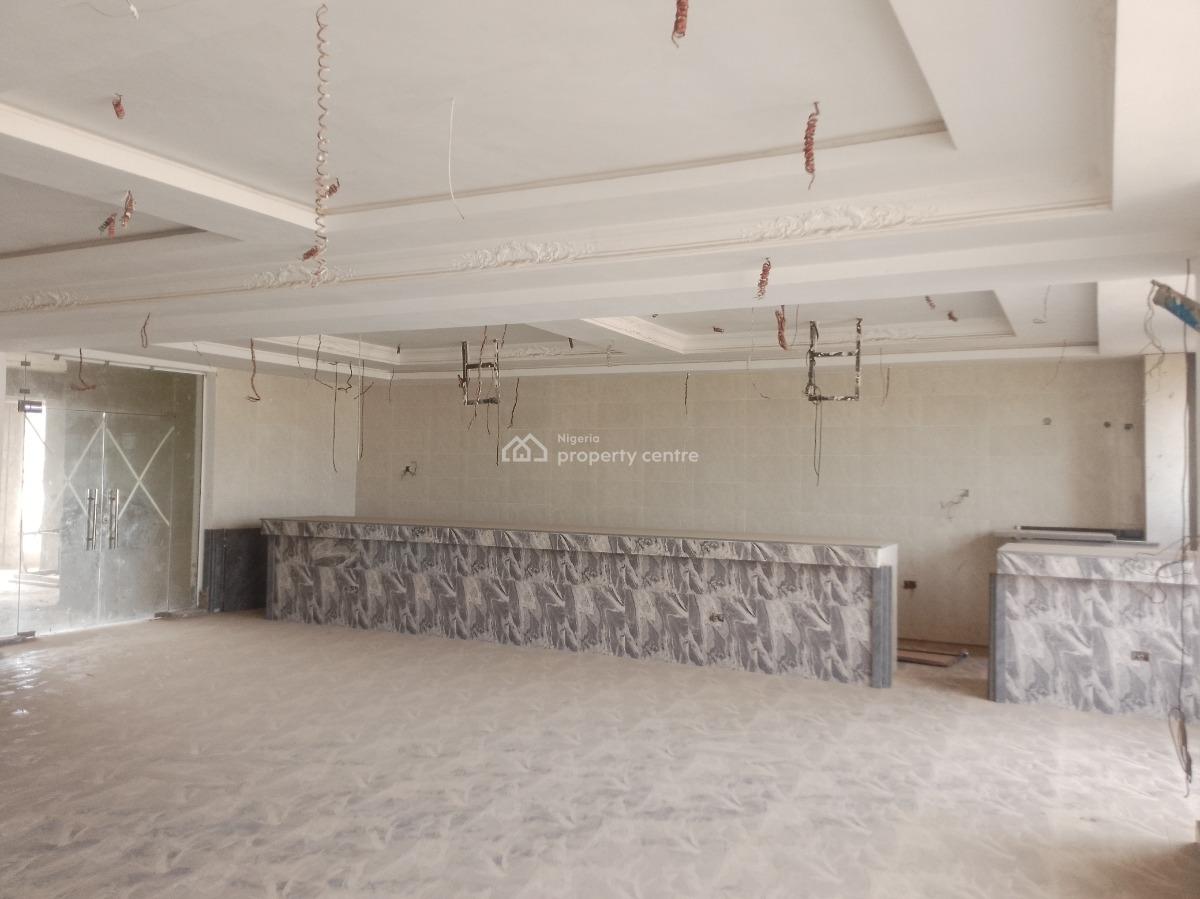 140sqm Multipurpose Space, Gilmore, Jahi, Abuja, Office Space for Sale