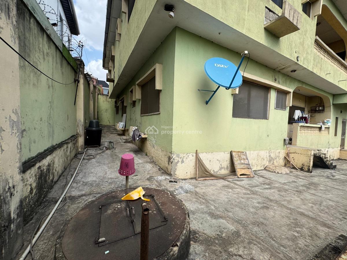 Well Maintained 4 Units of 3 Bedroom Apartment in a Decent Neighborhoo, Ojodu Berger, Ojodu, Lagos, Block of Flats for Sale