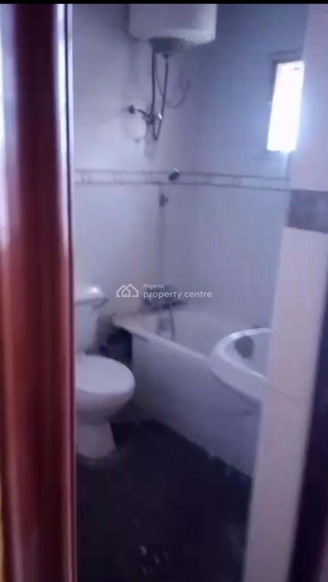 Spacious 4 Bedroom Duplex  Lugbe, Lugbe District, Abuja, Semi-detached Duplex for Rent