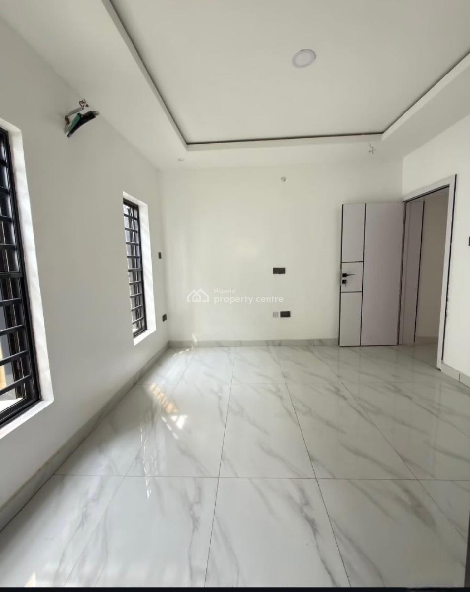 5 Bedroom House with a Bq, Magodo, Gra Phase 1, Magodo, Lagos, Detached Duplex for Sale