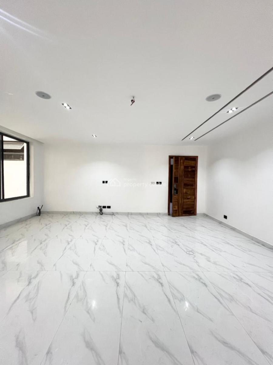 Exquisite 2 Bedroom Serviced Apartment + Pool & Gym in a Secure Estate, Lekki Phase 1, Lekki, Lagos, Flat / Apartment for Sale