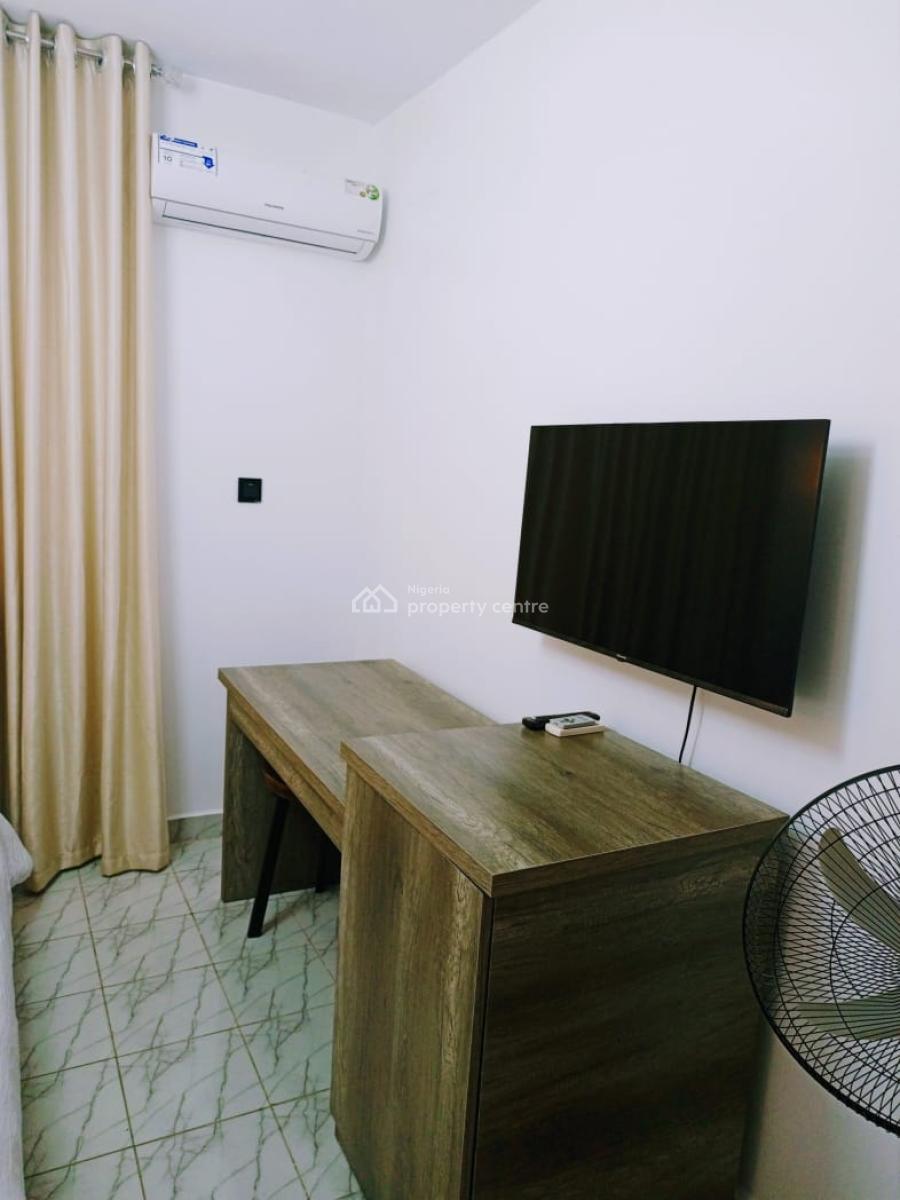 Furnished 2 Bedroom Apartment, Life Camp, Abuja, Flat / Apartment for Rent