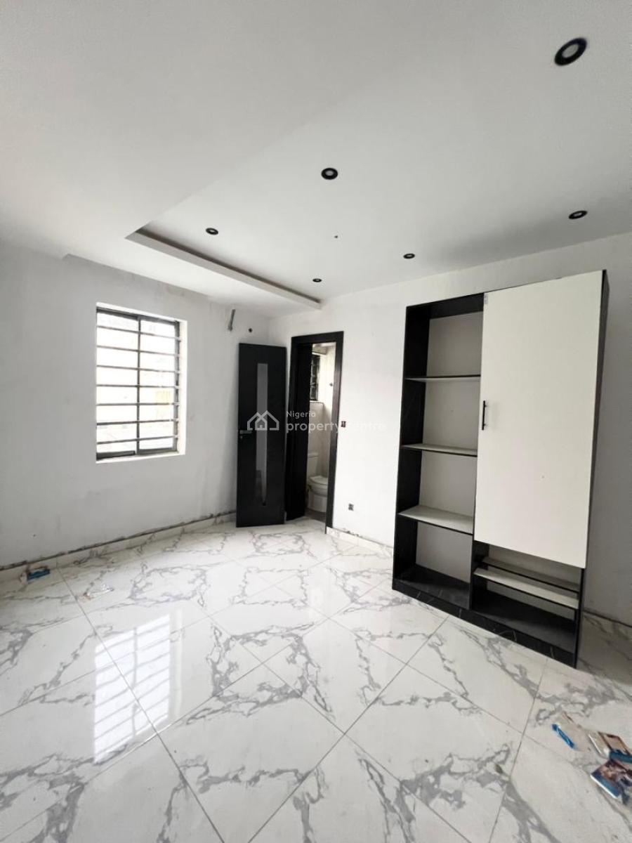 Classic 2bedroom Apartment in a Secure Estate., Ikate, Lekki, Lagos, Flat / Apartment for Sale