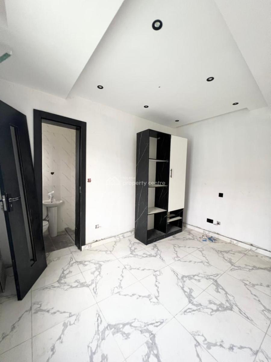 Classic 2bedroom Apartment in a Secure Estate., Ikate, Lekki, Lagos, Flat / Apartment for Sale