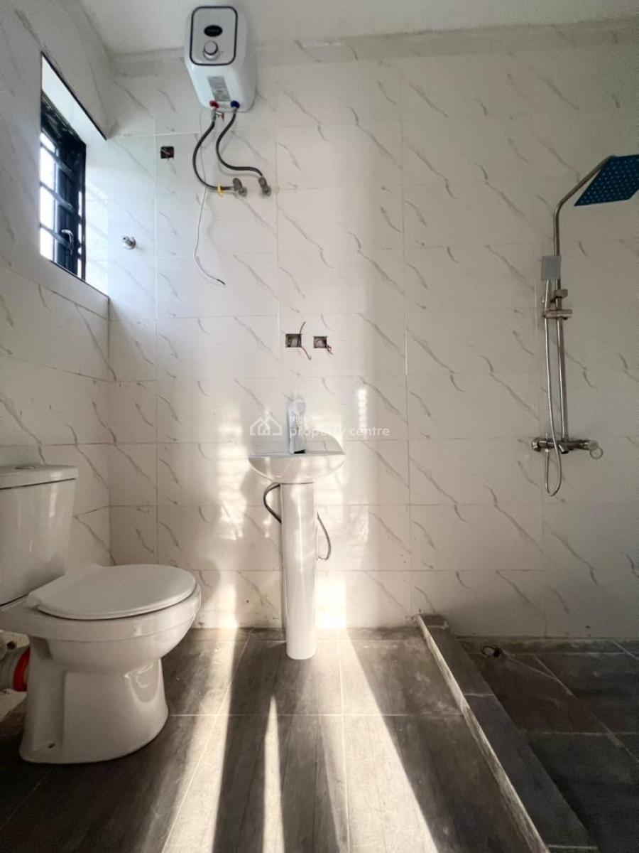 Classic 2bedroom Apartment in a Secure Estate., Ikate, Lekki, Lagos, Flat / Apartment for Sale