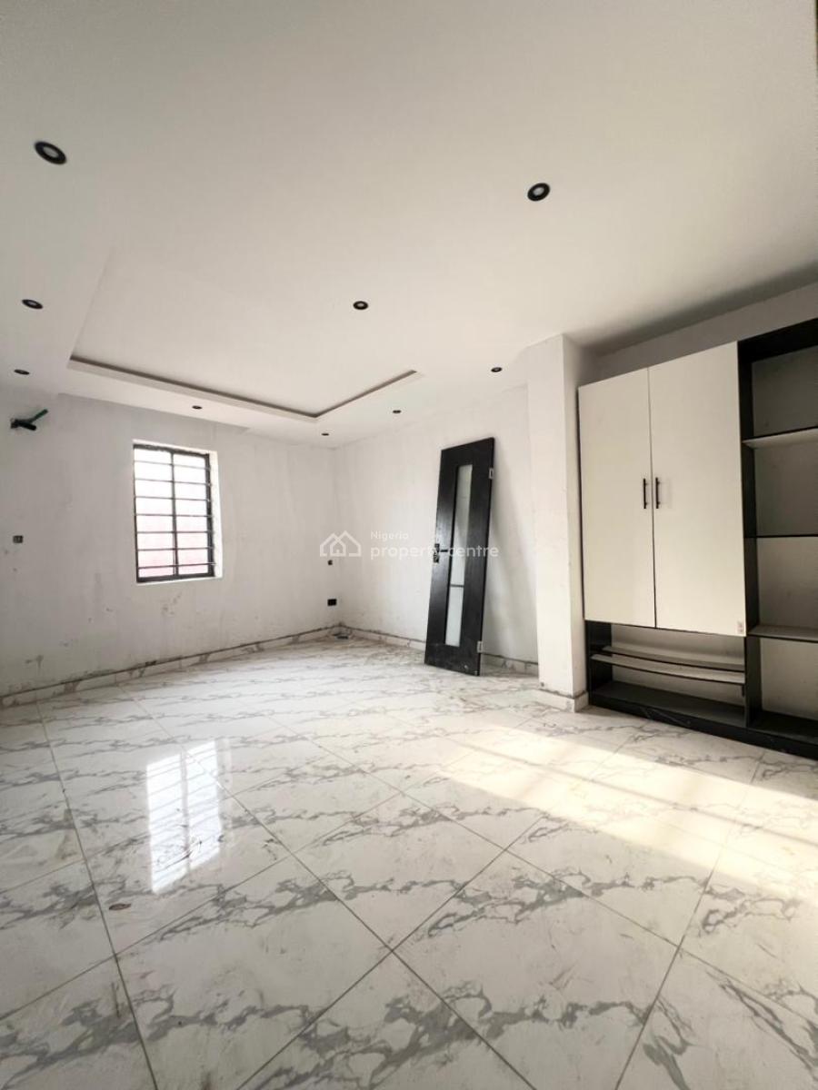 Classic 2bedroom Apartment in a Secure Estate., Ikate, Lekki, Lagos, Flat / Apartment for Sale