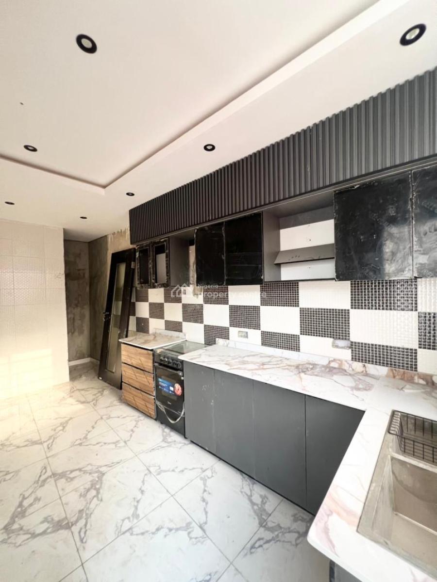 Classic 2bedroom Apartment in a Secure Estate., Ikate, Lekki, Lagos, Flat / Apartment for Sale