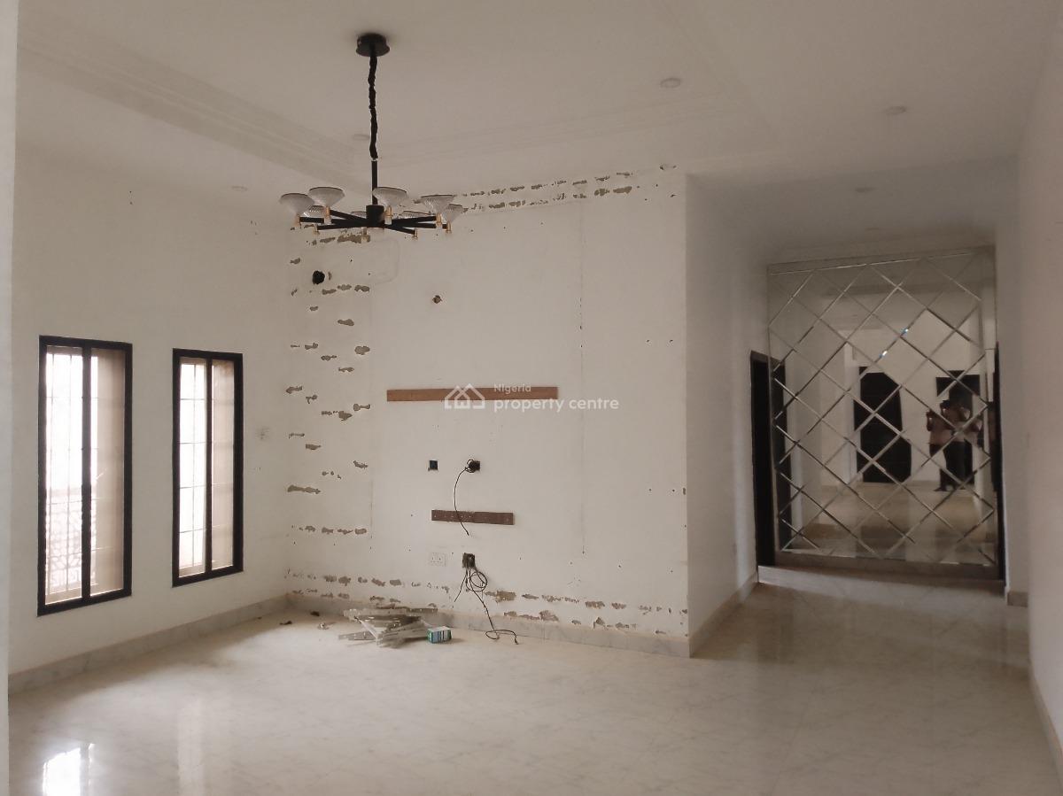 Luxury Three Bedroom Apartment, Behind Nnpc, Jahi, Abuja, Flat / Apartment for Rent