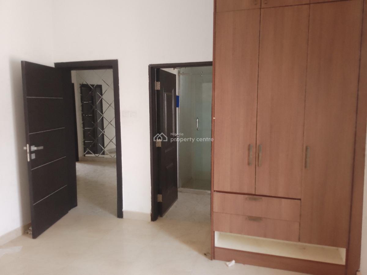Luxury Three Bedroom Apartment, Behind Nnpc, Jahi, Abuja, Flat / Apartment for Rent