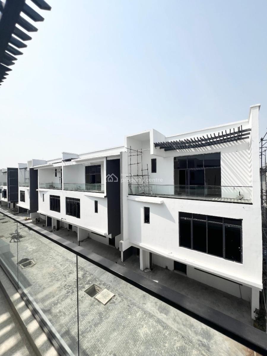 Adorable 3bedroom Serviced Apartment + Gym & Pool in a Secure Estate, Lekki Right, Lekki, Lagos, Flat / Apartment for Sale