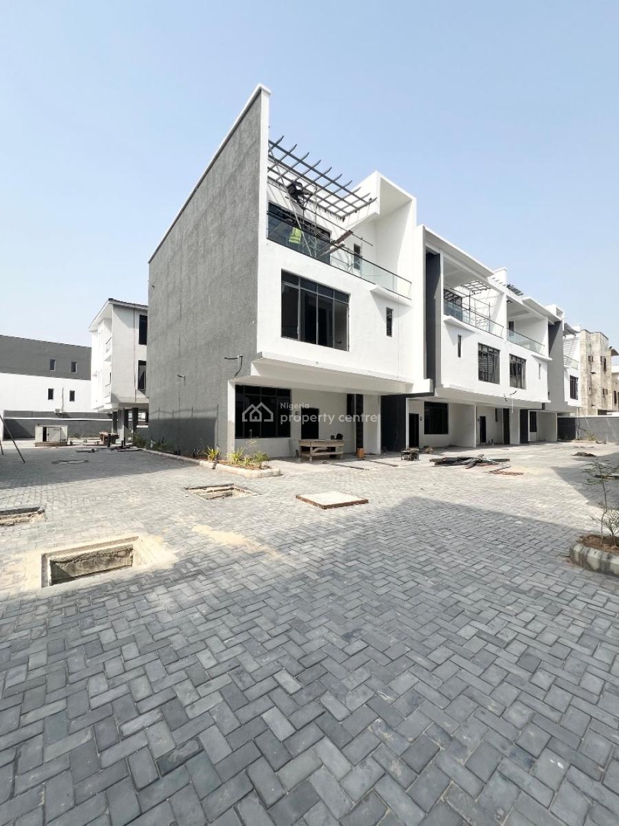 Adorable 3bedroom Serviced Apartment + Gym & Pool in a Secure Estate, Lekki Right, Lekki, Lagos, Flat / Apartment for Sale