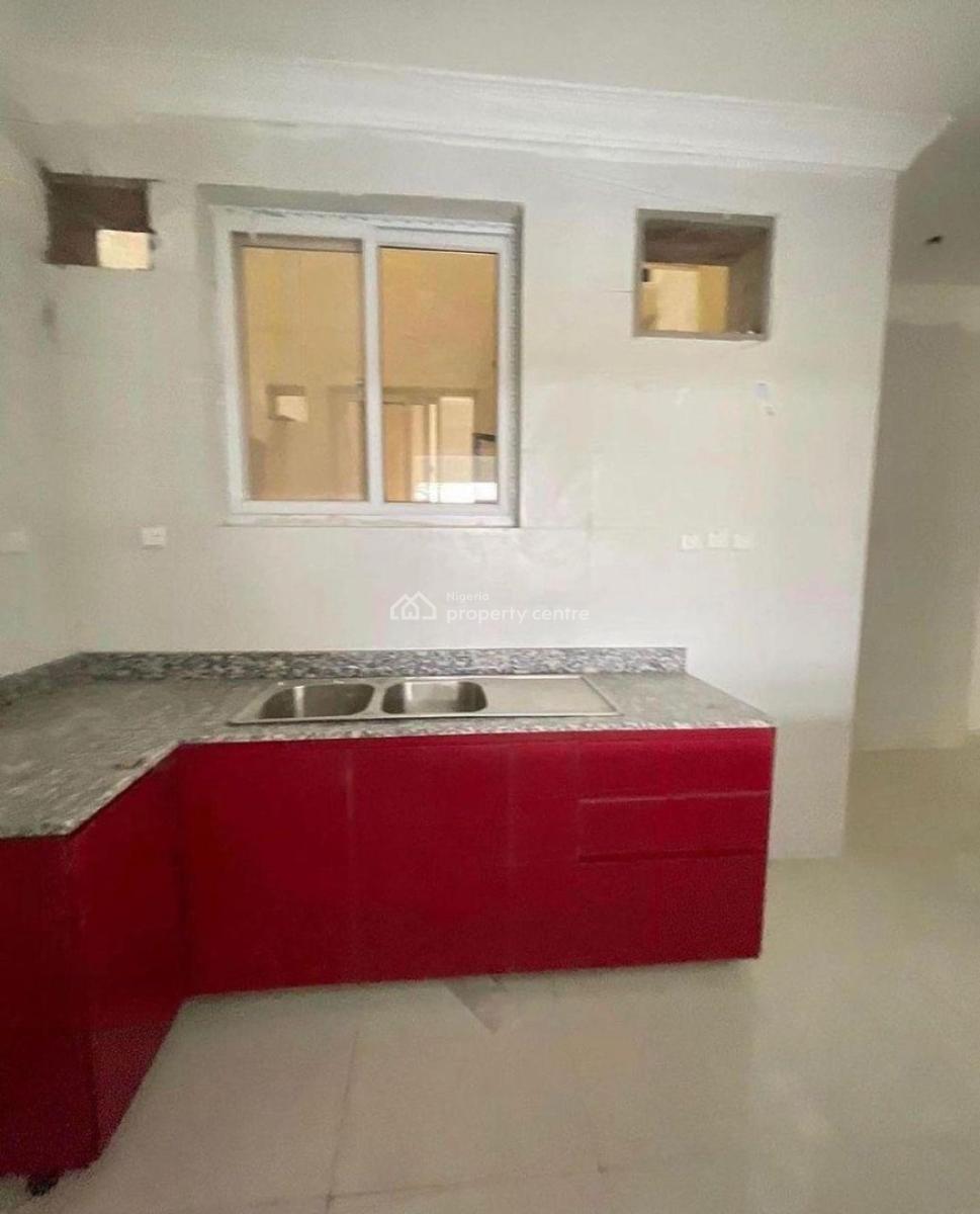 Excellent 3bedroom Apartment Within a Secured Estate, Osapa, Lekki, Lagos, Flat / Apartment for Sale