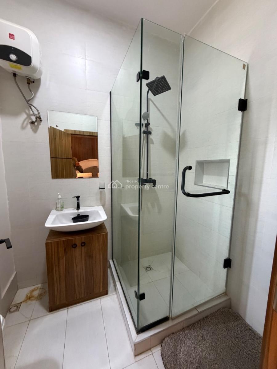 Fully Furnished 2bedrooms Flat with Bq, Whitesand School Street, Lekki Phase 1, Lekki, Lagos, Flat / Apartment for Rent