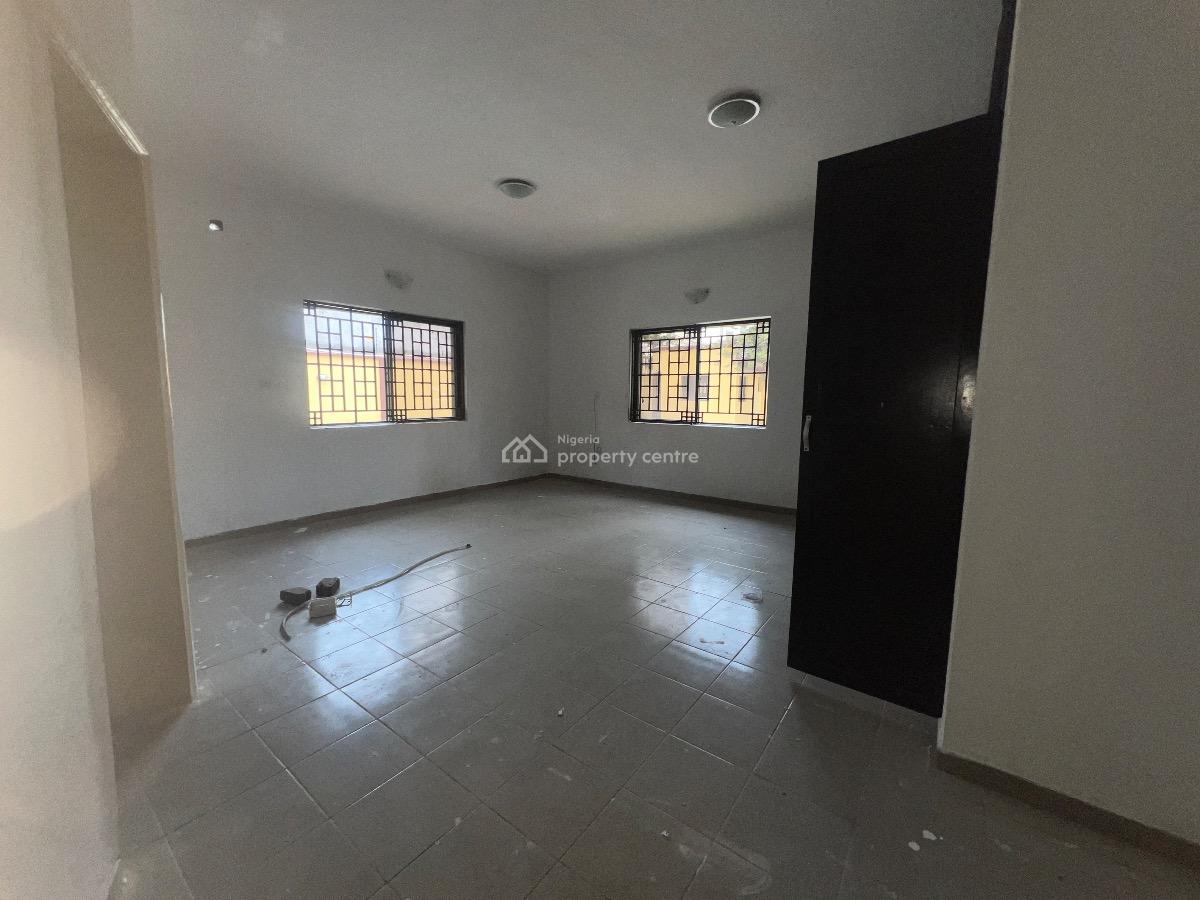 3bedroom Flat, Admiralty Way, Lekki Phase 1, Lekki, Lagos, Flat / Apartment for Rent