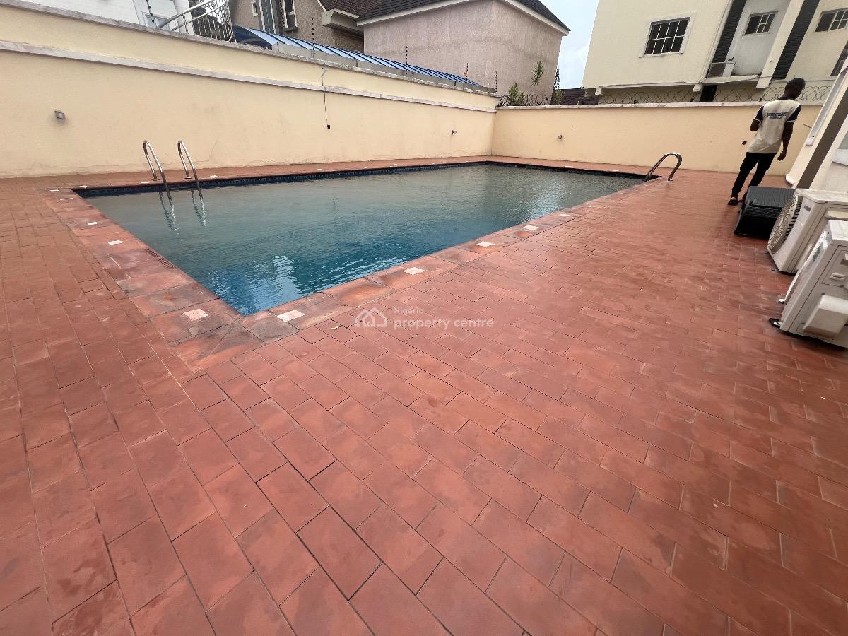 3bedroom Flat with Bq, Admiralty Way, Lekki Phase 1, Lekki, Lagos, Flat / Apartment for Rent