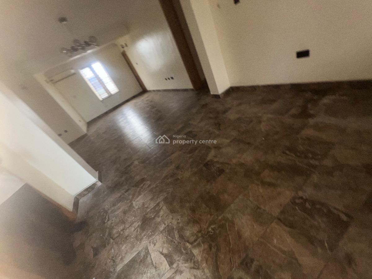 3bedroom Flat with Bq, Admiralty Way, Lekki Phase 1, Lekki, Lagos, Flat / Apartment for Rent