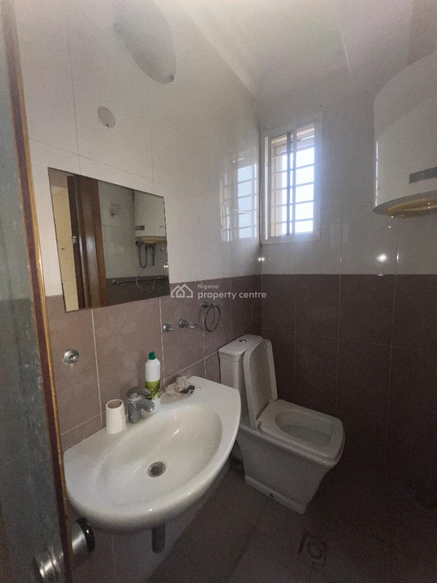3bedroom Flat with Bq, Admiralty Way, Lekki Phase 1, Lekki, Lagos, Flat / Apartment for Rent