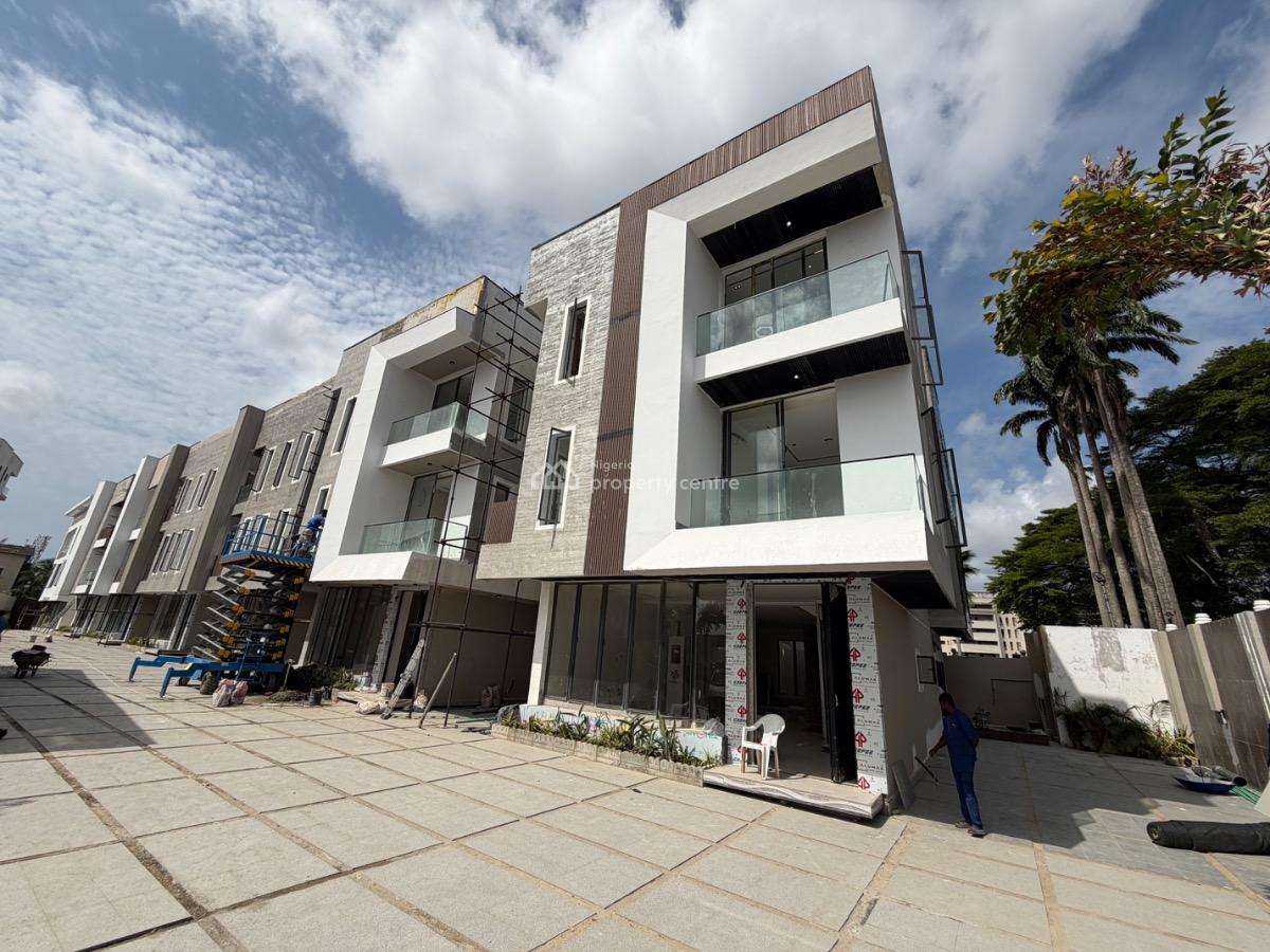 5bedrooms Fully Detached with Bq, Parkview, Parkview, Ikoyi, Lagos, Detached Duplex for Sale