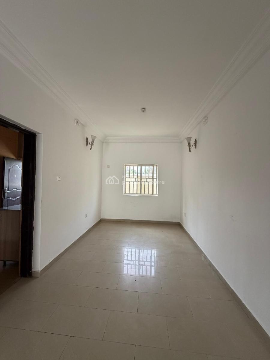 Neatly Renovated 2 Bedroom Bungalow Bq, Kado Estate, Kado, Abuja, Flat / Apartment for Rent