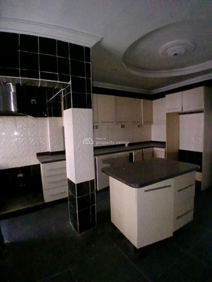 Well-maintained 4bedroom Semi Detached Duplex, Off Ado Road, Ajah, Ajah, Lagos, Semi-detached Duplex for Rent