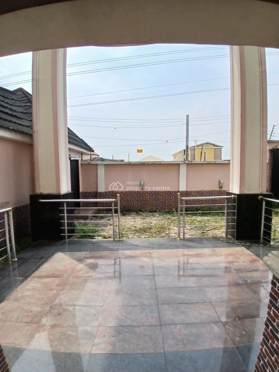 Well-maintained 4bedroom Semi Detached Duplex, Off Ado Road, Ajah, Ajah, Lagos, Semi-detached Duplex for Rent