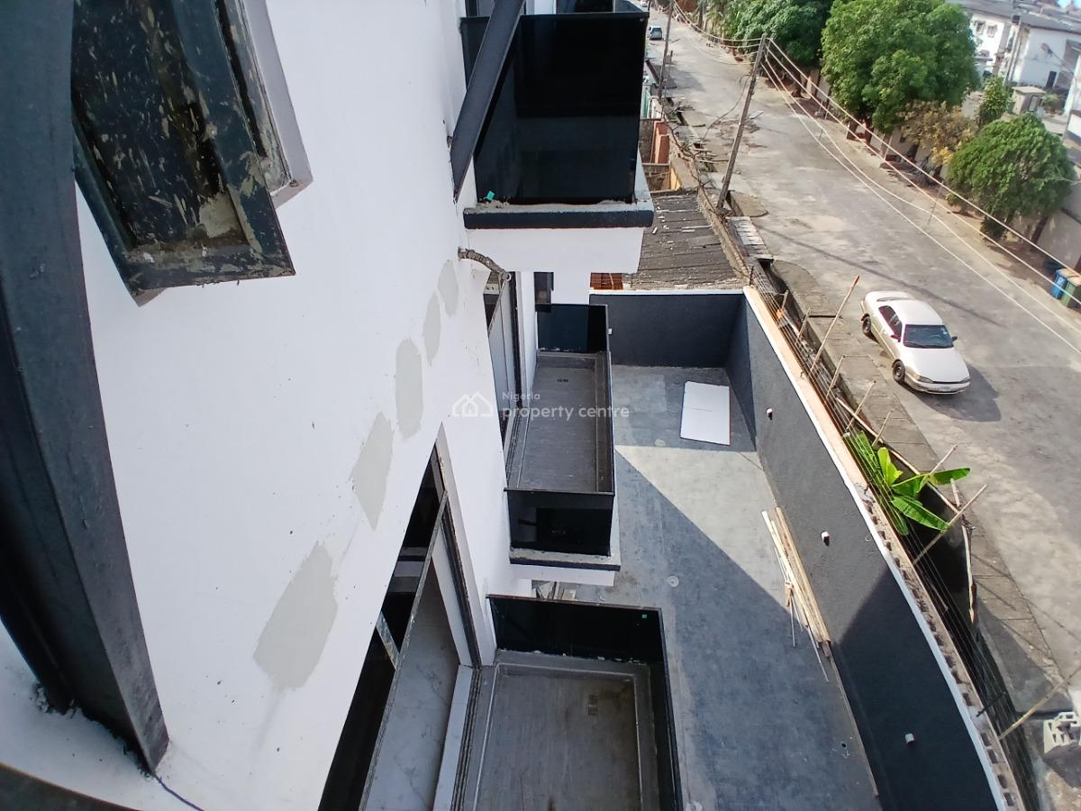 Exquisitely Finished 5 Bedroom Semi Detached Duplex with Bq, Omole Phase 1, Omole Phase 1, Ikeja, Lagos, Semi-detached Duplex for Sale