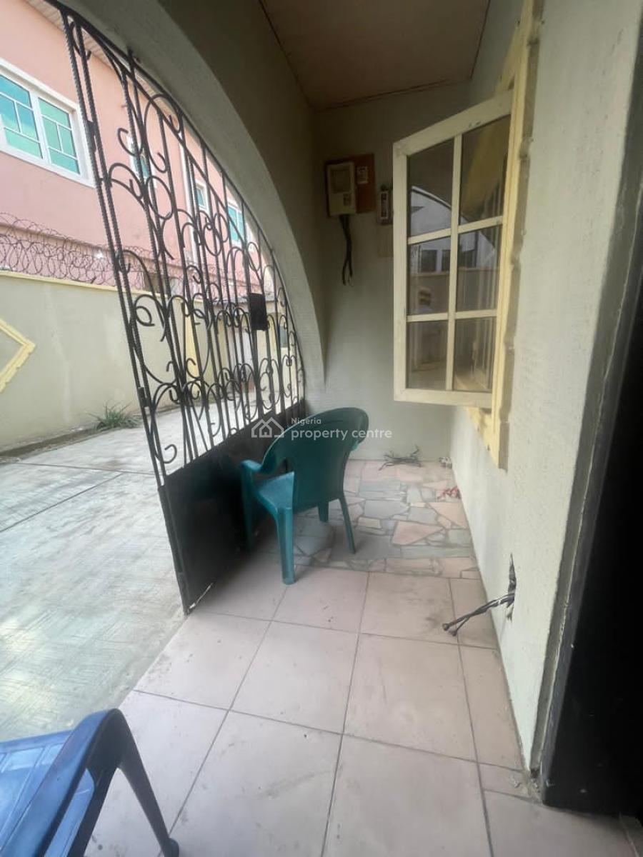 Clean, Decent & Spacious 3 Bedroom Flat, Omole Phase 2, Olowora, Magodo, Lagos, Flat / Apartment for Rent