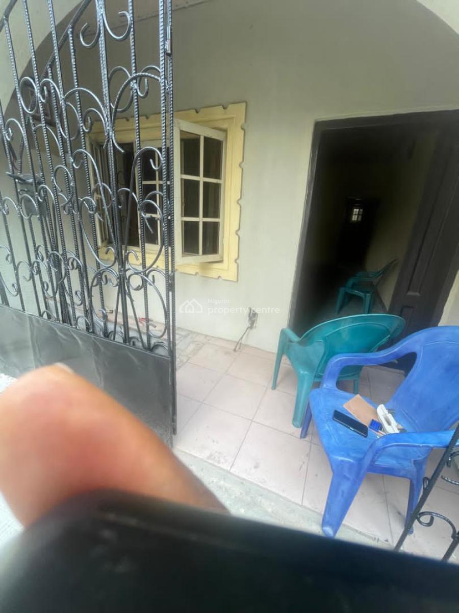 Clean, Decent & Spacious 3 Bedroom Flat, Omole Phase 2, Olowora, Magodo, Lagos, Flat / Apartment for Rent