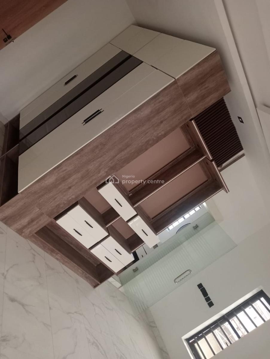 Lovely Built 5 Bedroom Duplex, Fully Detached., Magodo Phase 2, Gra Phase 2, Magodo, Lagos, Detached Duplex for Sale