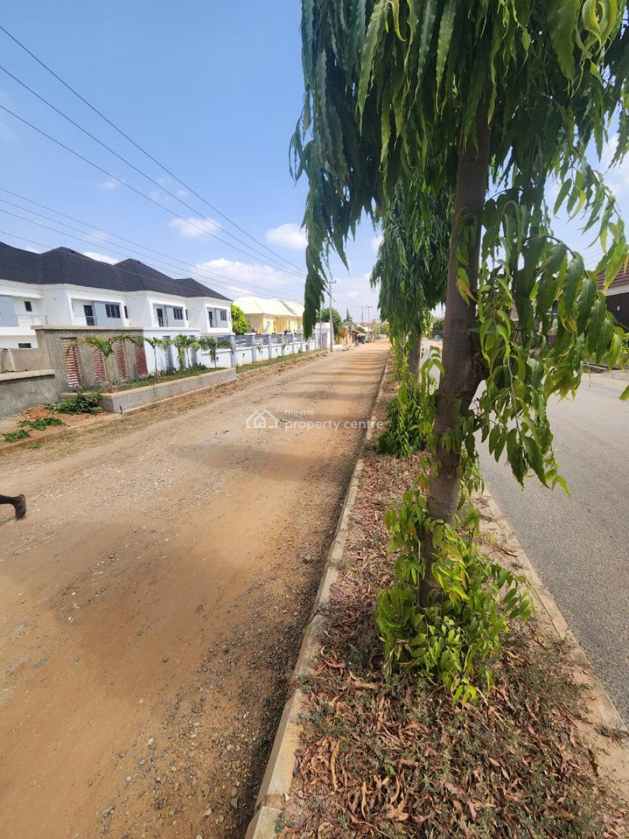 Luxury 4 Bedrooms Spacious 4 Bedrooms Within an Estate, Lokogoma District, Abuja, House for Sale