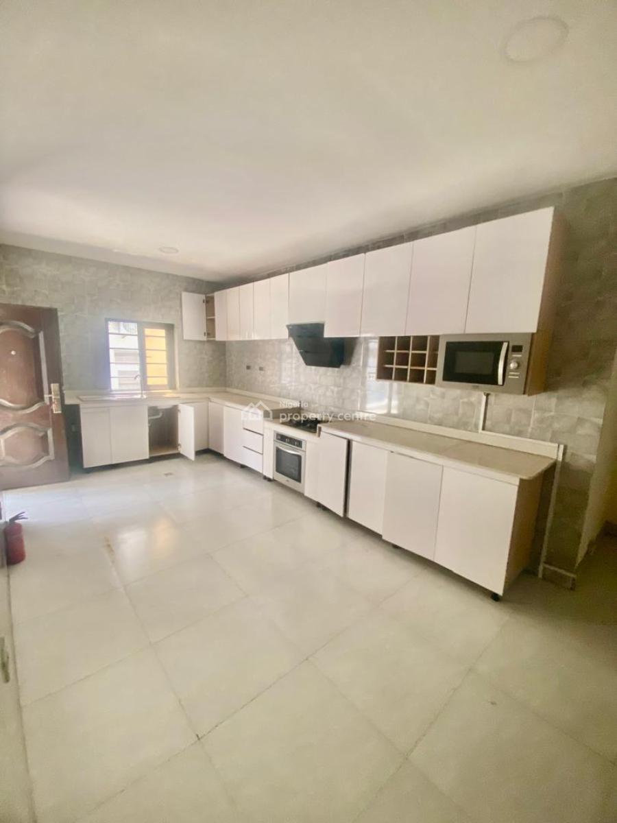 Tastefully Well Finished 3 Bedroom Flat with Bq at Off Chevron Drive L, Off Chevron Drive Chevron Lekki Lagos., Lekki Phase 2, Lekki, Lagos, Flat / Apartment for Rent