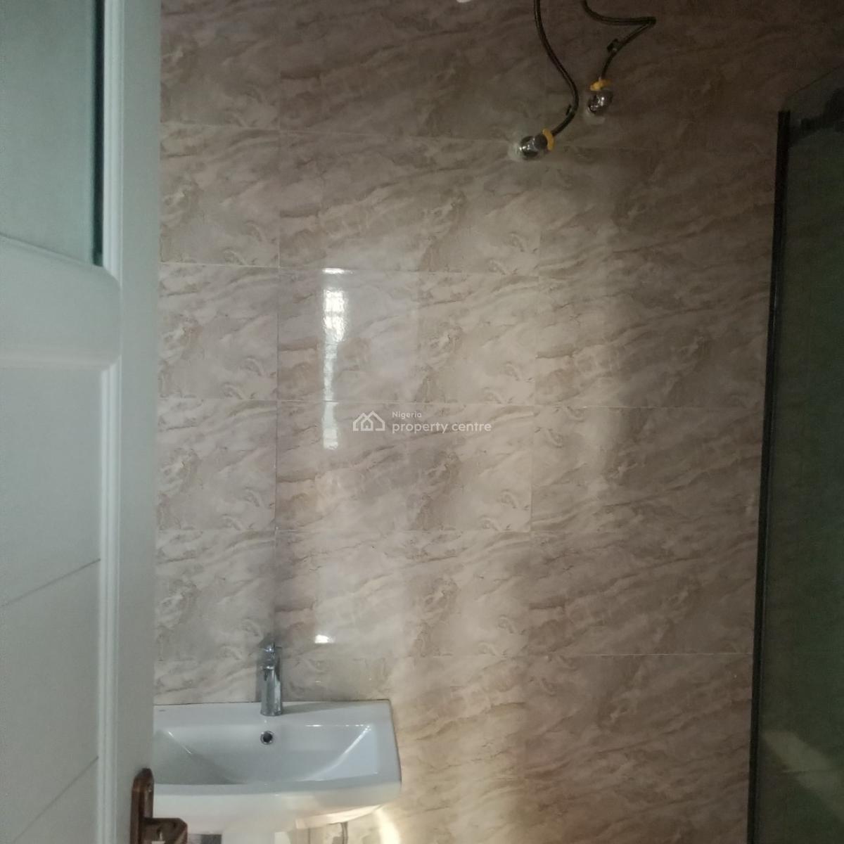 Newly Built and Sharp 4bedroom Terrace Duplex, General Paint, Lekki Expressway, Lekki, Lagos, House for Rent