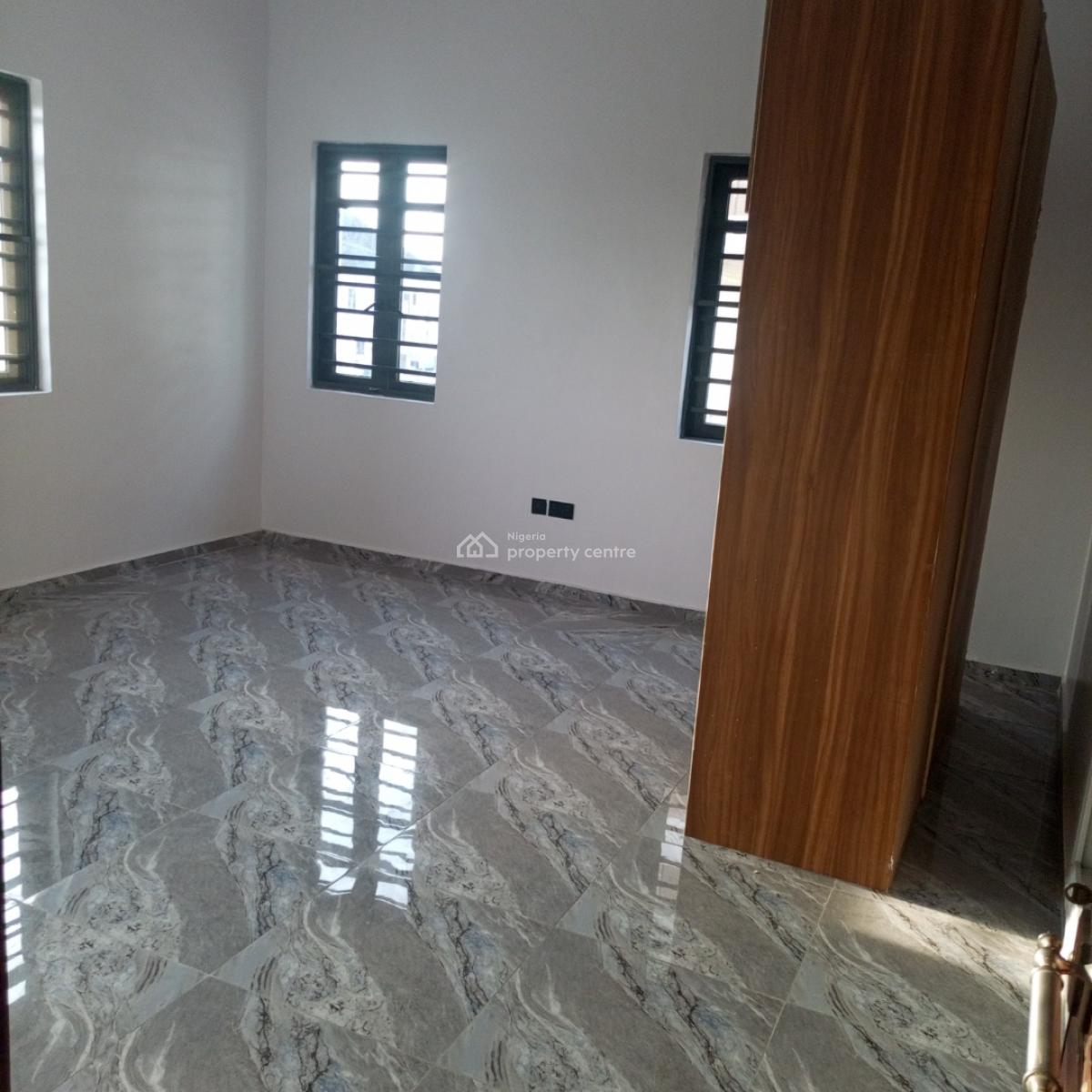 Newly Built and Sharp 4bedroom Terrace Duplex, General Paint, Lekki Expressway, Lekki, Lagos, House for Rent