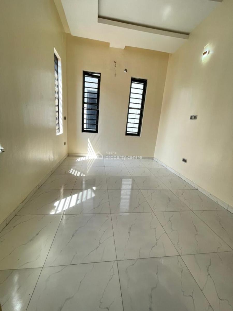 Luxury 4bedroom, Ikota, Lekki, Lagos, Semi-detached Duplex for Rent